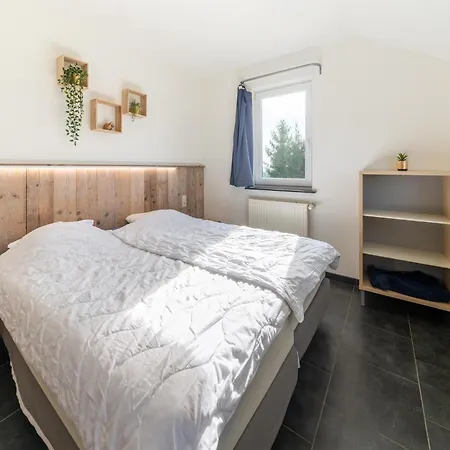 Holiday Home In Ardennes With Valley View, Cleaning Included * Houffalize